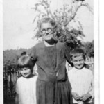 Mrs. G. E. Kiblinger and Children Wm. Henry and Sarah Elizabeth